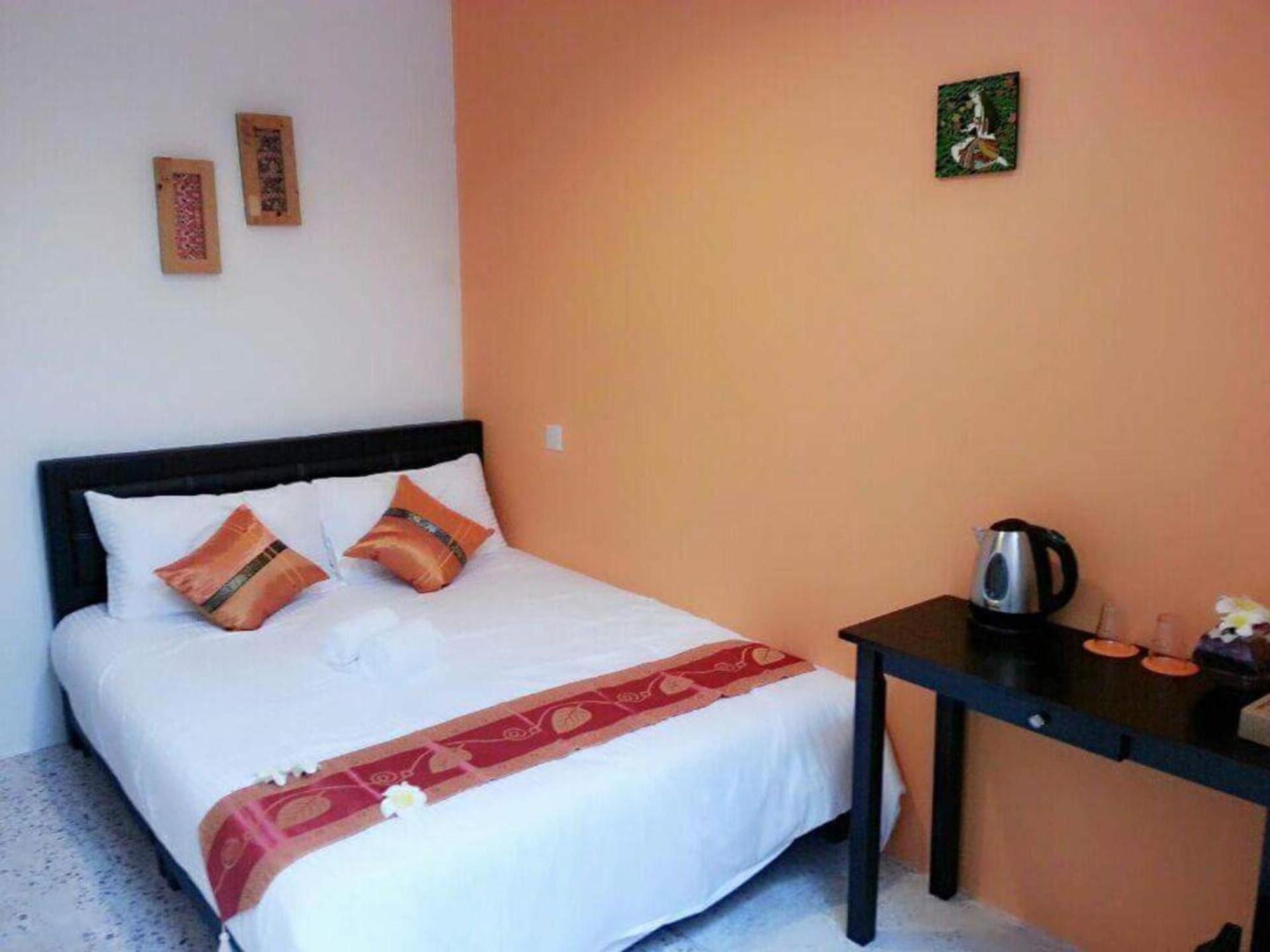 Oyo 91068 Elephant House Boutique Hotel Джордж Таун Екстериор снимка
