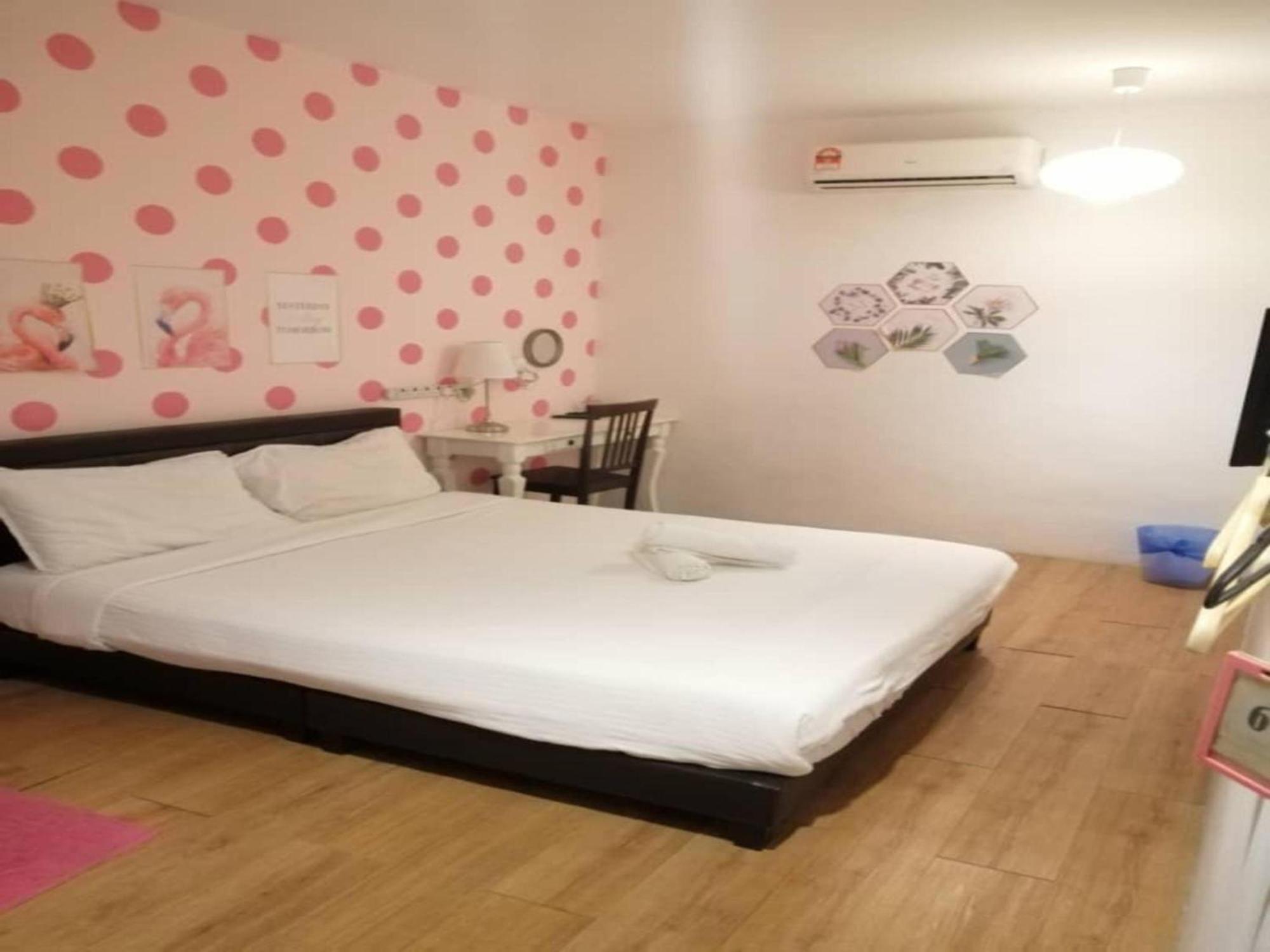 Oyo 91068 Elephant House Boutique Hotel Джордж Таун Екстериор снимка